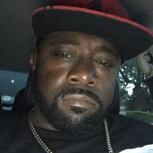 Meet your Posher, Corey